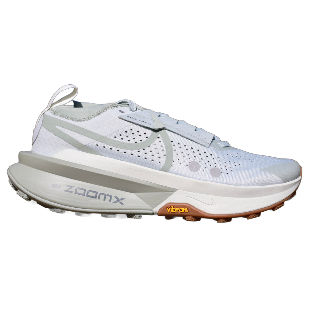 Nike Zegama 2 trail running shoe Vibram Megagrip lateral view